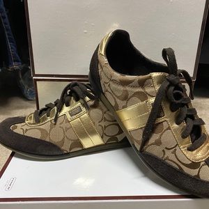 👟 Women’s Coach Tennis Shoes